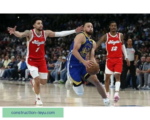 NBA最新动态：詹姆斯带领湖人迎战勇士，库里三分神准创历史纪录