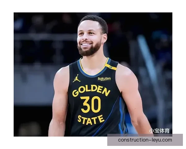 勇士队核心爆发带队逆转强敌库里与新援默契成球队取胜关键