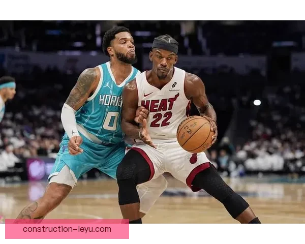 联盟格局再起波澜新赛季争冠悬念升级球星动向引关注全城期待热度升 联盟格局再起波澜新赛季争冠悬念升级球星动向引关注全城期待热度升