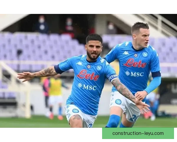 那不勒斯俱乐部夏窗引援与战术调整最新动向解析八月备战意甲前景展望