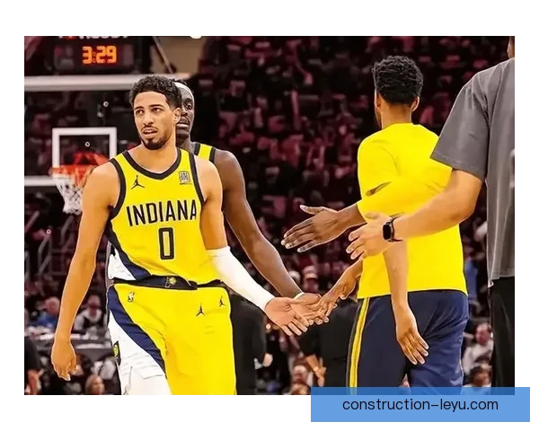 NBA步行者比分走势引关注球队表现起伏背后原因深度解析 NBA步行者比分走势引关注球队表现起伏背后原因深度解析